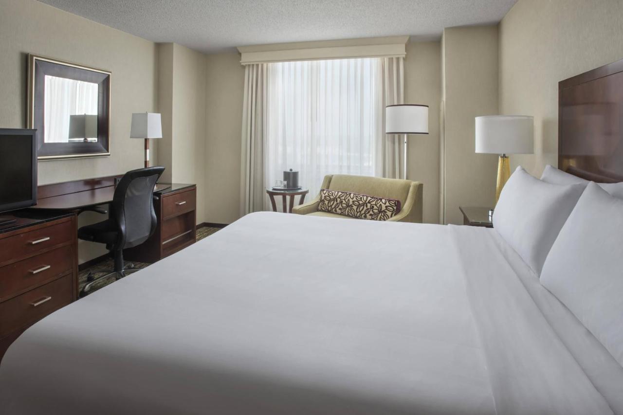 Philadelphia Airport Marriott Hotel Bagian luar foto