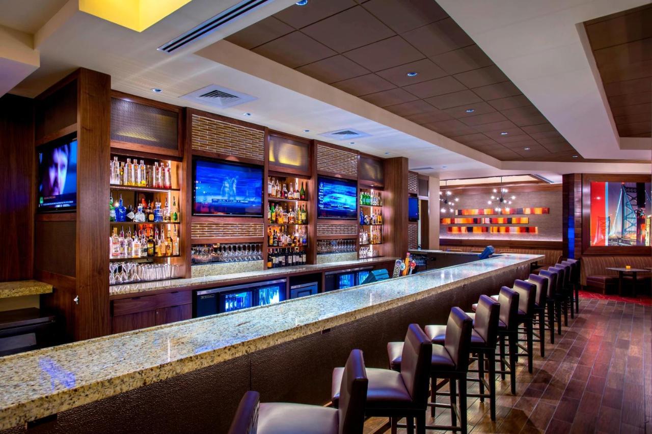 Philadelphia Airport Marriott Hotel Bagian luar foto